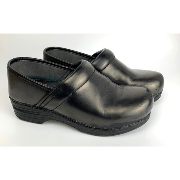 Dansko Shoes - Dansko Women's Black Clogs